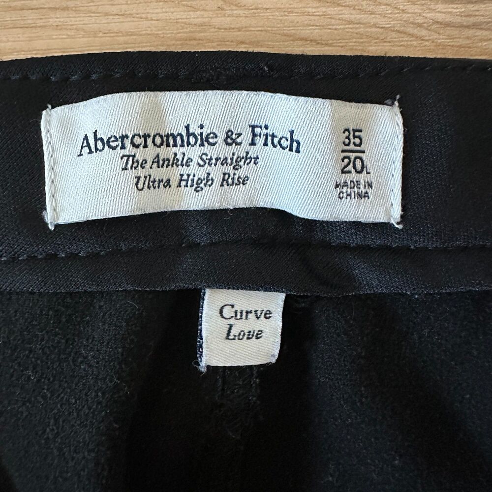 Abercrombie & Fitch Curvy Love Ultra High Rise Faux Leather Black Pants Sz 35/20 - Picture 3 of 5